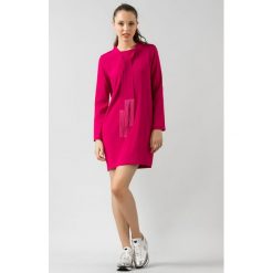 Różowa sukienka z długim rękawem. Czerwone sukienki Twinset, na imprezę, z aplikacjami, bez kołnierzyka, bez ramiączek, mini. Za 387.60 zł.