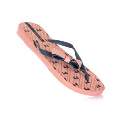 Klapki japonki damskie sportowe Ipanema. Czerwone klapki Ipanema, bez wzorów, bez obcasa. Za 35.00 zł.
