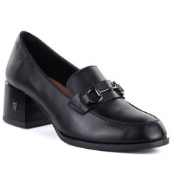 Skórzane półbuty damskie lordsy na obcasie czarne Vinceza 18116. Czarne lordsy VINCEZA, bez wzorów, ze skóry, bez obcasa, na obcasie, bez zapięcia. Za 199.99 zł.