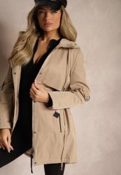 Beżowa Kurtka w Stylu Parki z Rękawami z Regulacją Kapturem i Troczkami Terilanita. Brązowe kurtki Renee, l, bez wzorów, z jeansu. Za 269.99 zł.
