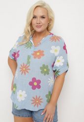 Jasnoniebieska Koszula z Lnu i Bawełny w Kwiaty z Krótkim Rękawem Ambubia. Niebieskie koszule Born2be, plus size, bez wzorów, z bawełny, bez kołnierzyka, plus size, bez ramiączek. Za 79.99 zł.