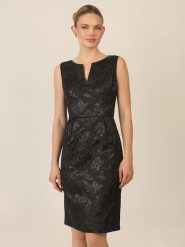 APART Sukienka w kolorze czarnym rozmiar: 42. Czarne sukienki Apart, bez wzorów, bez kołnierzyka, bez ramiączek, mini. Za 259.74 zł.