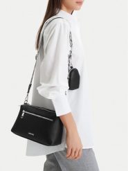 Lasocki Torebka CEO-LSK-X-011-09 Czarny. Czarne listonoszki Lasocki, bez wzorów, z materiału, bez dodatków. Za 189.99 zł.