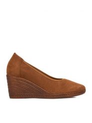 Lasocki Półbuty CEO-WI23-2188-10 Brązowy. Brązowe czółenka Lasocki, bez wzorów, ze skóry, bez obcasa, na koturnie, bez zapięcia. Za 199.99 zł.