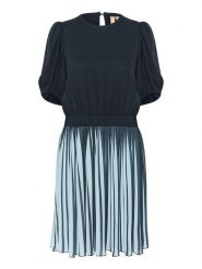 CULTURE Sukienka w kolorze granatowo-błękitnym rozmiar: L. Niebieskie sukienki Culture, na co dzień, l, bez wzorów, z wiskozy, bez kołnierzyka, bez ramiączek, midi, proste. Za 166.10 zł.