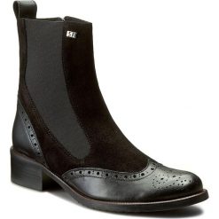 Botki SOLO FEMME - 52033-07-C39/F52-02-00 Czarny. Czarne botki Solo Femme, bez wzorów, ze skóry, bez obcasa, na obcasie, bez zapięcia. W wyprzedaży za 269.00 zł.