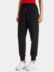 Calvin Klein Jeans Spodnie dresowe Archive Logo LV047E236G Czarny Slim Fit. Czarne spodnie dresowe Calvin Klein Jeans, xs, bez wzorów, z bawełny. Za 369.99 zł.