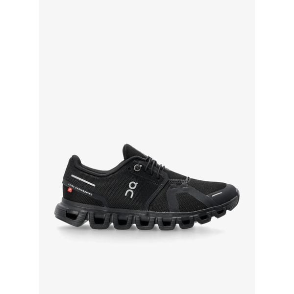 Buty lifestyle damskie On Running Cloud 6. Czarne trekkingi On Running, z gumy, trekkingowe. Za 549.00 zł.