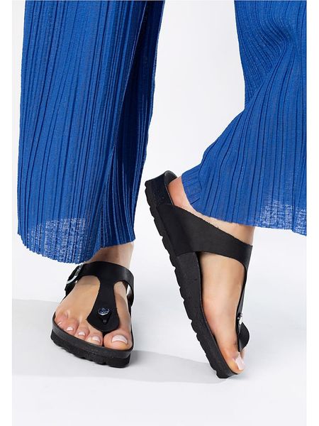 BAYTON Skórzane japonki "Mercure" w kolorze czarnym rozmiar: 38. Czarne klapki Bayton, bez wzorów, z tworzywa sztucznego, z otwartym noskiem, bez obcasa. Za 136.45 zł.