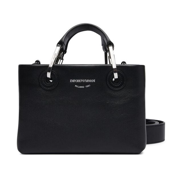 Torebka Emporio Armani. Czarne torebki klasyczne Emporio Armani, bez wzorów, bez dodatków. Za 1,959.00 zł.