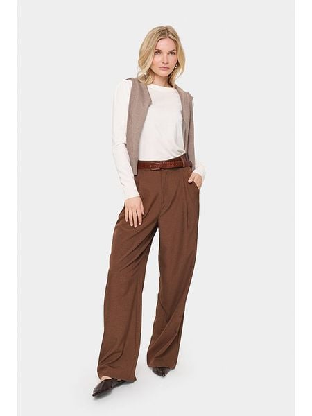 SAINT TROPEZ Sweter "Mila" w kolorze białym rozmiar: M. Białe swetry Saint Tropez, m, bez wzorów, bez ramiączek. Za 113.95 zł.