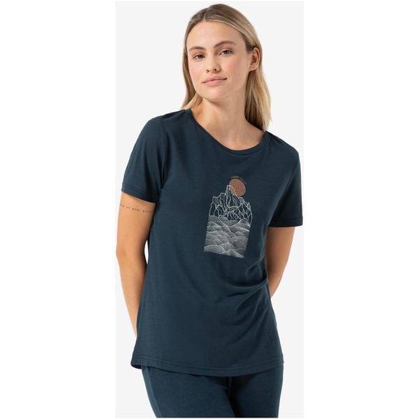 Koszulka z krótkim rękawem damska SUPER.NATURAL Preikestolen Cliffs Tee. Niebieskie koszulki sportowe super.natural, bez wzorów, bez ramiączek. Za 249.99 zł.