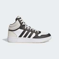 Hoops 3.0 Mid Classic Vintage Shoes. Białe obuwie sportowe Adidas, bez zapięcia. W wyprzedaży za 277.00 zł.