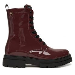 Trzewiki Tommy Hilfiger. Czerwone botki TOMMY HILFIGER, bez wzorów, bez obcasa, na płaskiej podeszwie, bez zapięcia. Za 669.99 zł.
