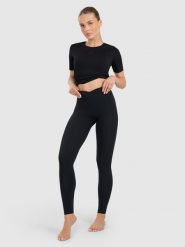 4F Legginsy do jogi i pilatesu szybkoschnące damskie - czarne S. Czarne legginsy 4f, l, bez wzorów, z dzianiny, z podwyższonym stanem. Za 169.99 zł.