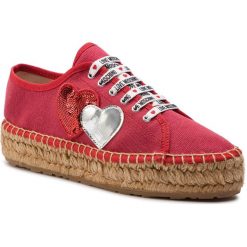 Espadryle LOVE MOSCHINO - JA10263G07JJ0500 Rosso. Czerwone espadryle Love Moschino, z aplikacjami, z materiału, bez obcasa, bez zapięcia. W wyprzedaży za 409.00 zł.