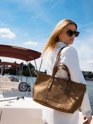 Maison héritage PARIS Skórzana torebka "Mini Malta" w kolorze złotym - 38 x 24 x 9 cm rozmiar: onesize. Żółte torby na ramię Maison héritage PARIS, bez wzorów, z materiału, na ramię, bez dodatków. Za 381.30 zł.