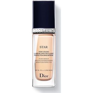 Christian Dior Diorskin Star Studio Makeup SPF30 podkład rozjaśniający 020 Light Beige 30ml. Podkłady Christian Dior. Za 160.00 zł.