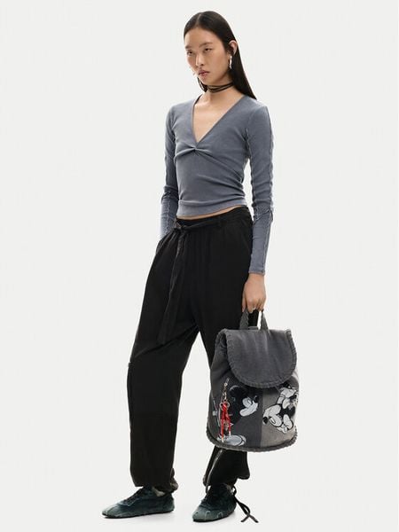 Desigual Plecak 26SAKD01 Szary. Szare plecaki Desigual, bez wzorów, z materiału. Za 364.99 zł.