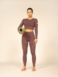 4F Longsleeve crop-top treningowy z materiałów z recyklingu damski 4F x Anna Lewandowska S. Niebieskie topy 4f, s, bez wzorów, z materiału, bez kołnierzyka, bez ramiączek. Za 179.99 zł.