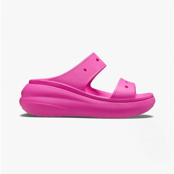 Sandały damskie Crocs CLASSIC CRUSH. Czerwone sandały Crocs, bez wzorów, sportowe, bez obcasa, bez zapięcia. W wyprzedaży za 209.00 zł.