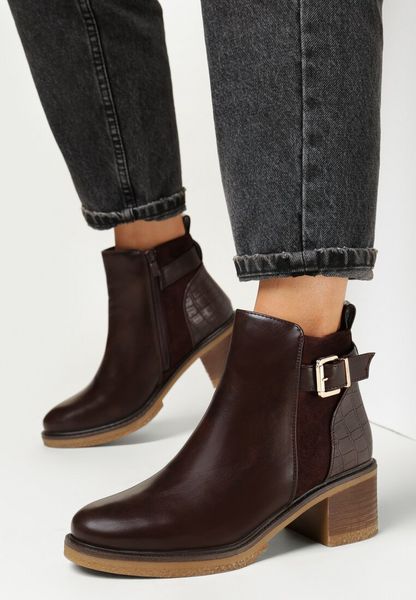 Brązowe Botki na Słupku Alzeta. Brązowe botki Born2be, na jesień, bez wzorów, bez obcasa, na obcasie, bez zapięcia. Za 124.99 zł.