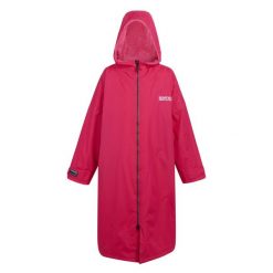 Płaszcz plażowy wodoodporny Changing Robe Regatta. Czerwone płaszcze Regatta, xl, bez wzorów, bez kaptura. W wyprzedaży za 349.99 zł.