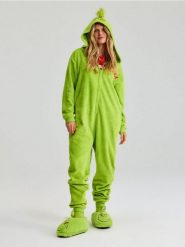 Kapcie Grinch - zielony. Zielone obuwie domowe Sinsay, bez wzorów, bez zapięcia. Za 39.99 zł.