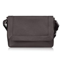 Torebka damska mała listonoszka skórzana na ramię brązowa Paolo Peruzzi E-35-BR. Brązowe torby na ramię bez wzorów, z bawełny, eleganckie, na ramię, małe, bez dodatków. Za 119.00 zł.