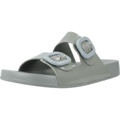 Sandały IGOR S10334 Zielony. Zielone sandały Igor, bez wzorów, z gumy, bez obcasa, bez zapięcia. Za 177.99 zł.