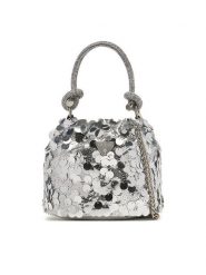 Guess Torebka HWEY95 38750 Srebrny. Szare torebki klasyczne Guess, z aplikacjami, ze skóry, bez dodatków. Za 369.99 zł.