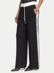 Elisabetta Franchi Spodnie dzianinowe KP-75S-66E2-V440 Czarny Regular Fit. Czarne spodnie materiałowe Elisabetta Franchi, s, bez wzorów, z dzianiny. Za 1,879.00 zł.