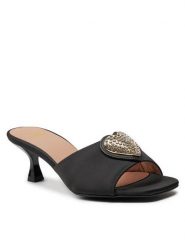 LOVE MOSCHINO Klapki JA28045G0IJO0000 Czarny. Czarne klapki Love Moschino, bez wzorów, ze skóry, bez obcasa. Za 739.99 zł.