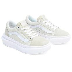 Buty do chodzenia damskie Vans Old Skool Over sportowe. Białe obuwie sportowe Vans, bez zapięcia, trekkingowe, Vans Old Skool. Za 270.00 zł.
