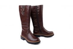 RIEKER 72694-25 brown, kozaki damskie. Brązowe kozaki Rieker, bez obcasa, na obcasie, bez zapięcia. Za 399.90 zł.