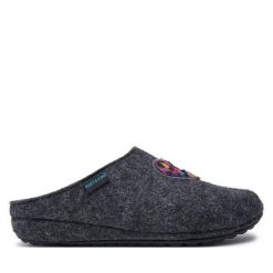 Kapcie Panto Fino. Czarne obuwie domowe Panto Fino, bez wzorów, bez zapięcia. Za 219.99 zł.