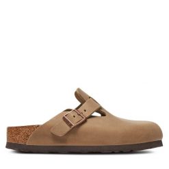 Klapki Birkenstock. Brązowe klapki Birkenstock, bez wzorów, z zamszu, bez obcasa. Za 719.99 zł.
