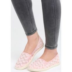 Różowe Espadryle No Secrets. Czerwone espadryle Born2be, bez wzorów, bez zapięcia. Za 29.99 zł.