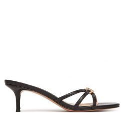 Klapki TWINSET. Czarne klapki Twinset, bez wzorów, bez obcasa. Za 599.99 zł.