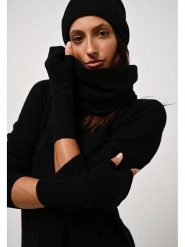 AUTHENTIC CASHMERE Kaszmirowy szal "Vaymont" w kolorze czarnym - 200 x 30 cm rozmiar: onesize. Czarne szaliki AUTHENTIC CASHMERE, bez wzorów, z kaszmiru. Za 279.78 zł.