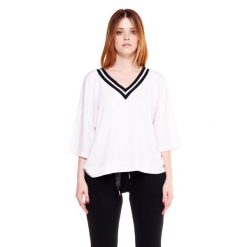 Czarno-biała bluza damska z dekoltem w kształcie litery V. Białe bluzy LEONE 1947 APPAREL, l, bez wzorów, z tkaniny, bez kaptura. W wyprzedaży za 139.75 zł.
