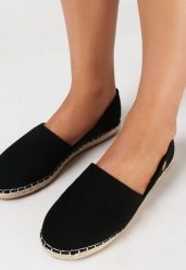 Czarne Espadryle Qualifications. Czarne espadryle Born2be, w ażurowe wzory, z koronki, bez obcasa, na płaskiej podeszwie, bez zapięcia. W wyprzedaży za 84.99 zł.