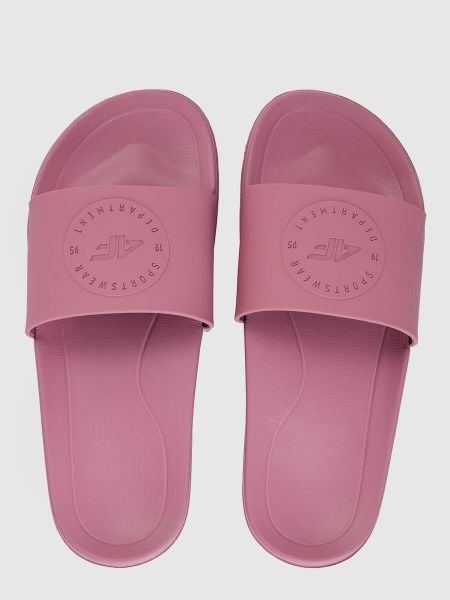 Klapki damskei 4F 4FRSS26FSLIF061. Czarne klapki 4f, bez wzorów, z gumy, bez obcasa. Za 59.99 zł.