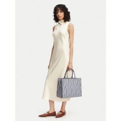 Torebka Furla. Niebieskie torebki klasyczne Furla, bez wzorów, bez dodatków. Za 1,559.00 zł.