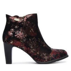 Botki Laura Vita. Czerwone botki Laura Vita, bez wzorów, bez obcasa, na słupku, bez zapięcia. Za 589.99 zł.