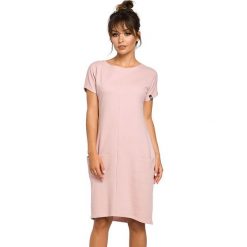 Be Wear Sukienka w kolorze jasnoróżowym rozmiar: M. Różowe sukienki Be Wear, na co dzień, m, bez wzorów, bez kołnierzyka, bez ramiączek, midi, proste. Za 167.28 zł.