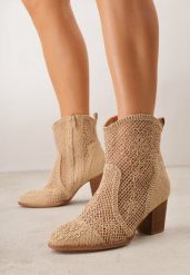 Ciemnobeżowe Ażurowe Botki Kowbojki VICES na Stożkowym Obcasie Natesela. Brązowe botki Renee, na wiosnę, w ażurowe wzory, z zamszu, bez obcasa, na obcasie, bez zapięcia. Za 149.99 zł.