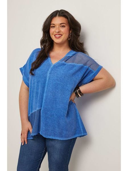 Curvy Lady Bluzka w kolorze niebieskim rozmiar: 48/50. Niebieskie bluzki Curvy Lady, bez wzorów, klasyczne, bez kołnierzyka, bez ramiączek. Za 149.66 zł.