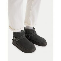 Śniegowce G-Star. Szare trapery i śniegowce G-Star. Za 329.99 zł.