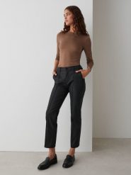 OPUS Spodnie "Ebbi" w kolorze czarnym rozmiar: 38/L28. Czarne spodnie materiałowe Opus, l, bez wzorów, z materiału, z podwyższonym stanem. Za 165.99 zł.